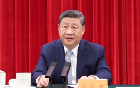 中共中央舉行紀(jì)念陳云同志誕辰120周年座談會 習(xí)近平發(fā)表重要講話