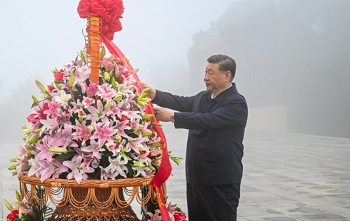 習(xí)近平在山西考察時(shí)強(qiáng)調(diào) 努力在推動資源型經(jīng)濟(jì)轉(zhuǎn)型發(fā)展上邁出新步伐 奮力譜寫三晉大地推進(jìn)中國式現(xiàn)代化新篇章